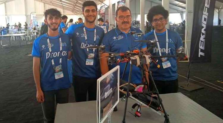 YANGIN SÖNDÜRME DRONE'U İLE GÜMÜŞ MADALYA KAZANDILAR