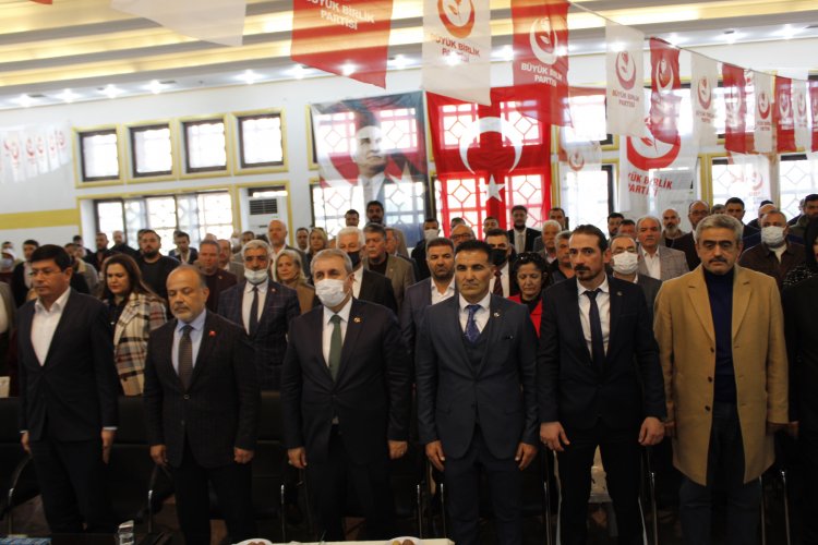 Büyük Birlik Partisi Genel Başkanı Mustafa Destici, partisinin Nazilli Kongresine katıldı