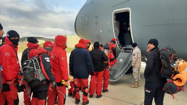 AKUT KUŞADASI AFET BÖLGESİ'NDE