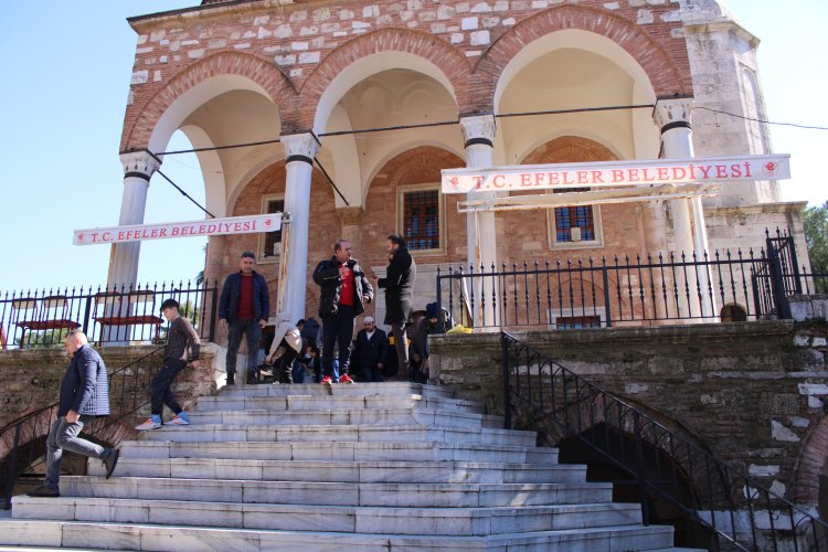 AYDIN'DA CAMİLERDE GIYABİ CENAZE NAMAZI KILINDI