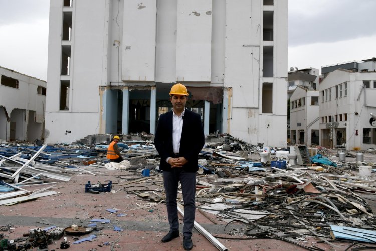 BAŞKAN ÖMER GÜNEL: ‘YAŞADIĞIMIZ BU ACI DEPREM FELAKETİ NE KADAR DOĞRU BİR KARAR VERDİĞİMİZİ GÖZLER ÖNÜNE SERDİ’