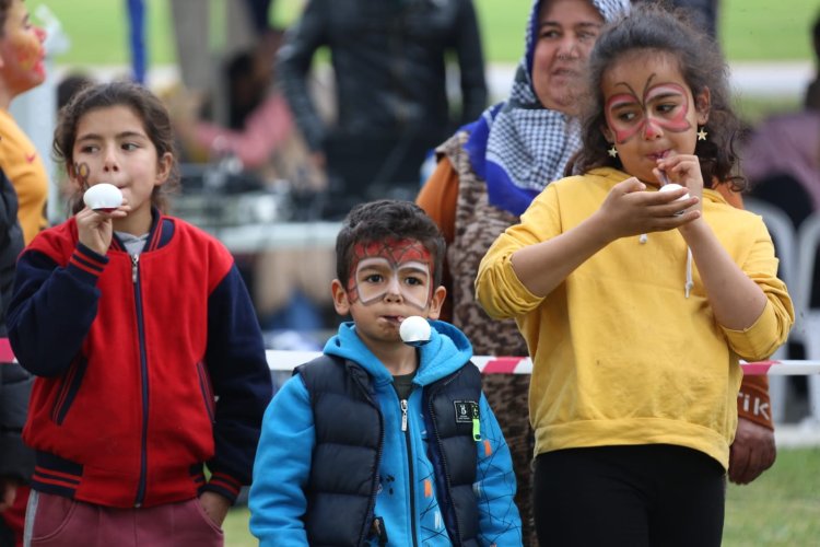 AYDIN BÜYÜKŞEHİR BELEDİYESİ DEPREMZEDE ÇOCUKLAR İÇİN TEKSTİL PARK’TA ETKİNLİK DÜZENLEDİ