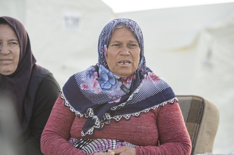 DEPREMZEDE KADINLAR 8 MART’I BURUK KARŞILADI