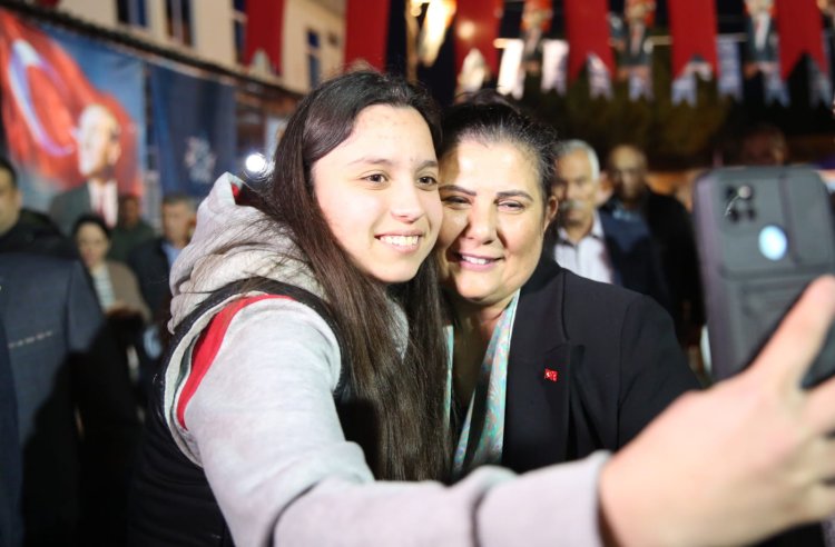 BÜYÜKŞEHİR, VATANDAŞLARI GELENEKSEL İFTAR SOFRALARIYLA BULUŞTURMAYA DEVAM EDİYOR