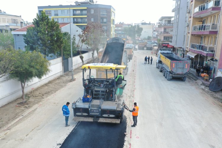 BÜYÜKŞEHİR BELEDİYESİ YOL YAPIM ÇALIŞMALARINI SÜRDÜRÜYOR