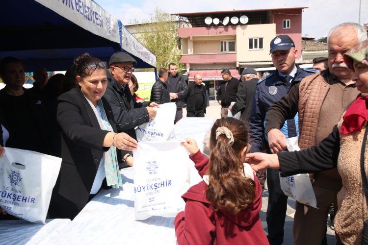 BAŞKAN ÇERÇİOĞLU YENİPAZAR’DA YEREL FİDE DAĞITIMI YAPTI