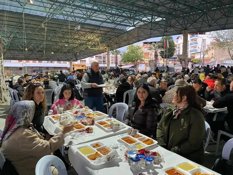 GÖKÇE'DEN DAVUTLAR HALKINA TEŞEKKÜR