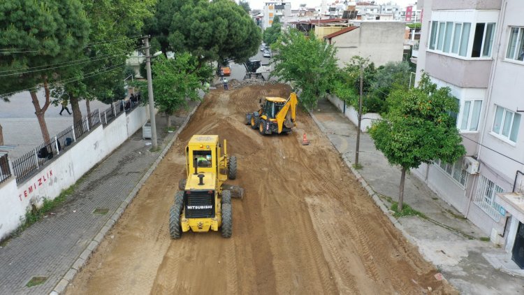 BÜYÜKŞEHİR, EFELER ŞERBETCİ CADDESİ’Nİ ASFALTLA BULUŞTURDU!