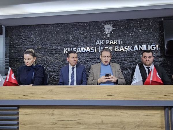 AKP İL BAŞKANI KUŞADASI'NDA