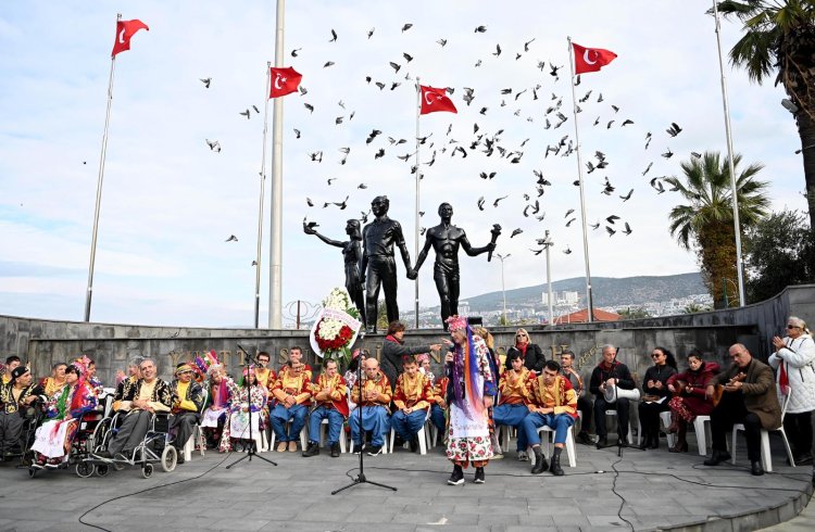 3 ARALIK DÜNYA ENGELLİLER GÜNÜ COŞKUYLA KUTLANDI 