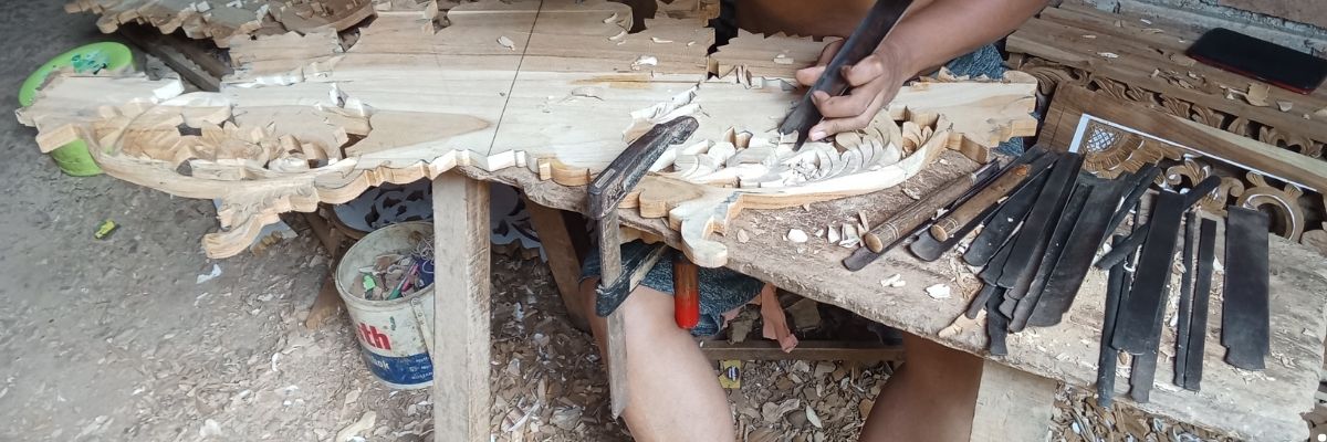 Kuşadası’ndan Çıkan Yerel Sanatçılar ve İşleri